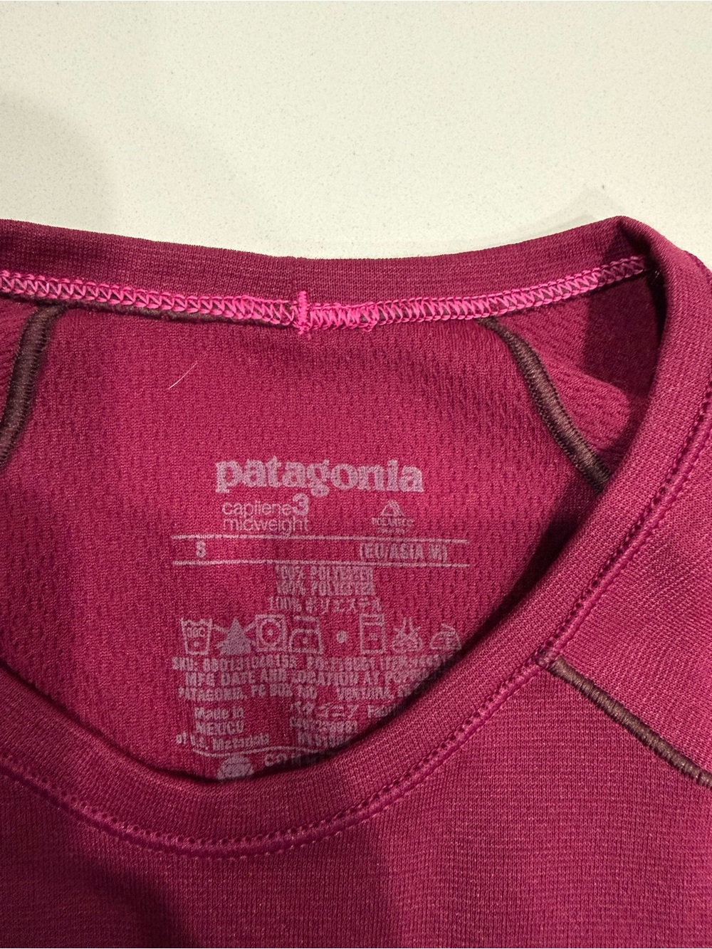 Patagonia Women's Capilene Magenta Two-Piece Performance Base Layer Set - Picture 5 of 13